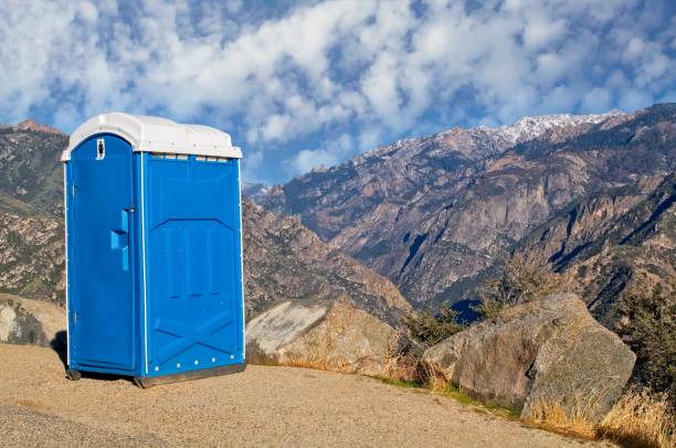 Porta potty delivery and setup in Deridder, LA